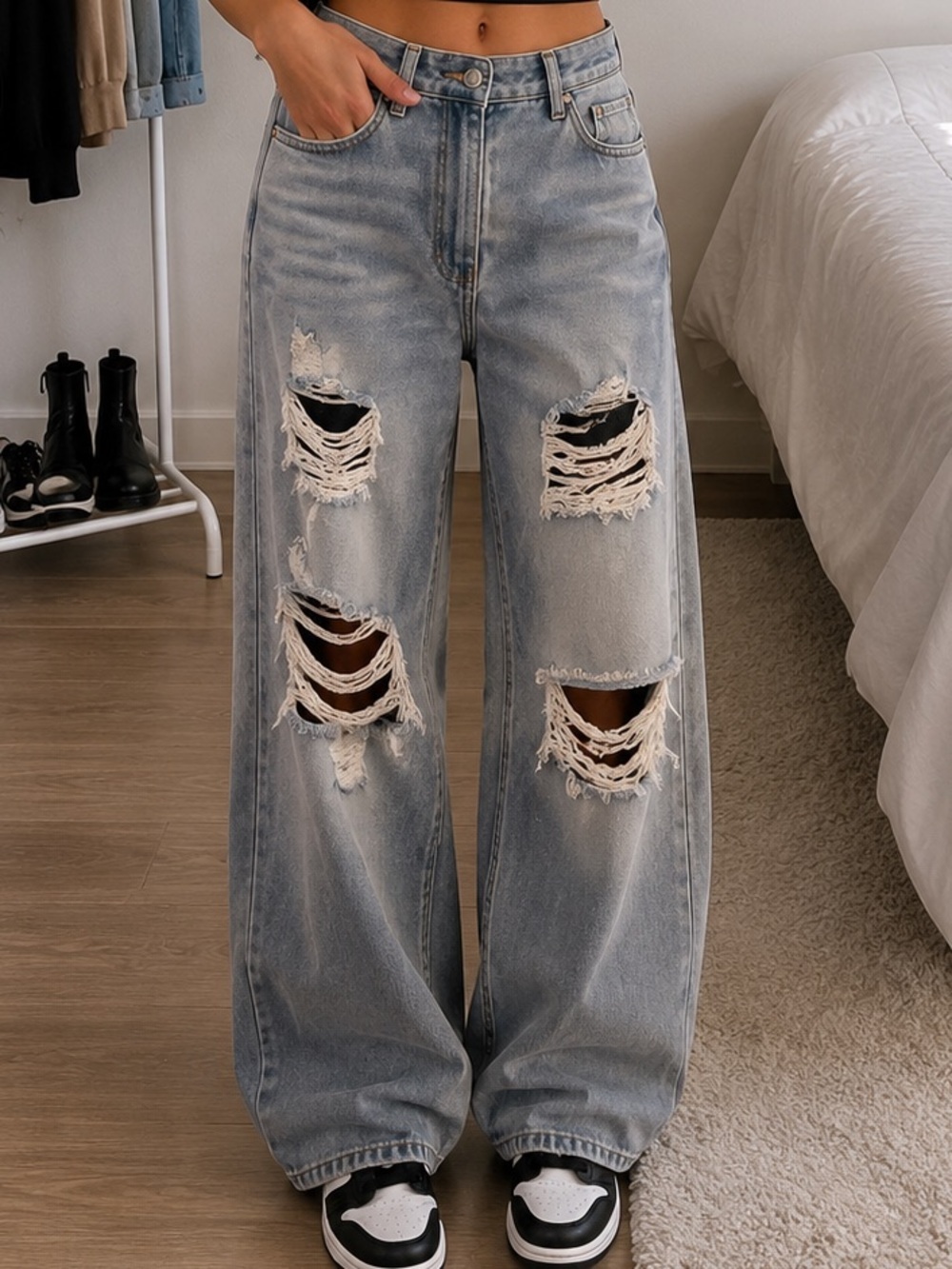 Wide Leg Distressed Jeans 28x29 inseam‎ / streetwear/ Y2K